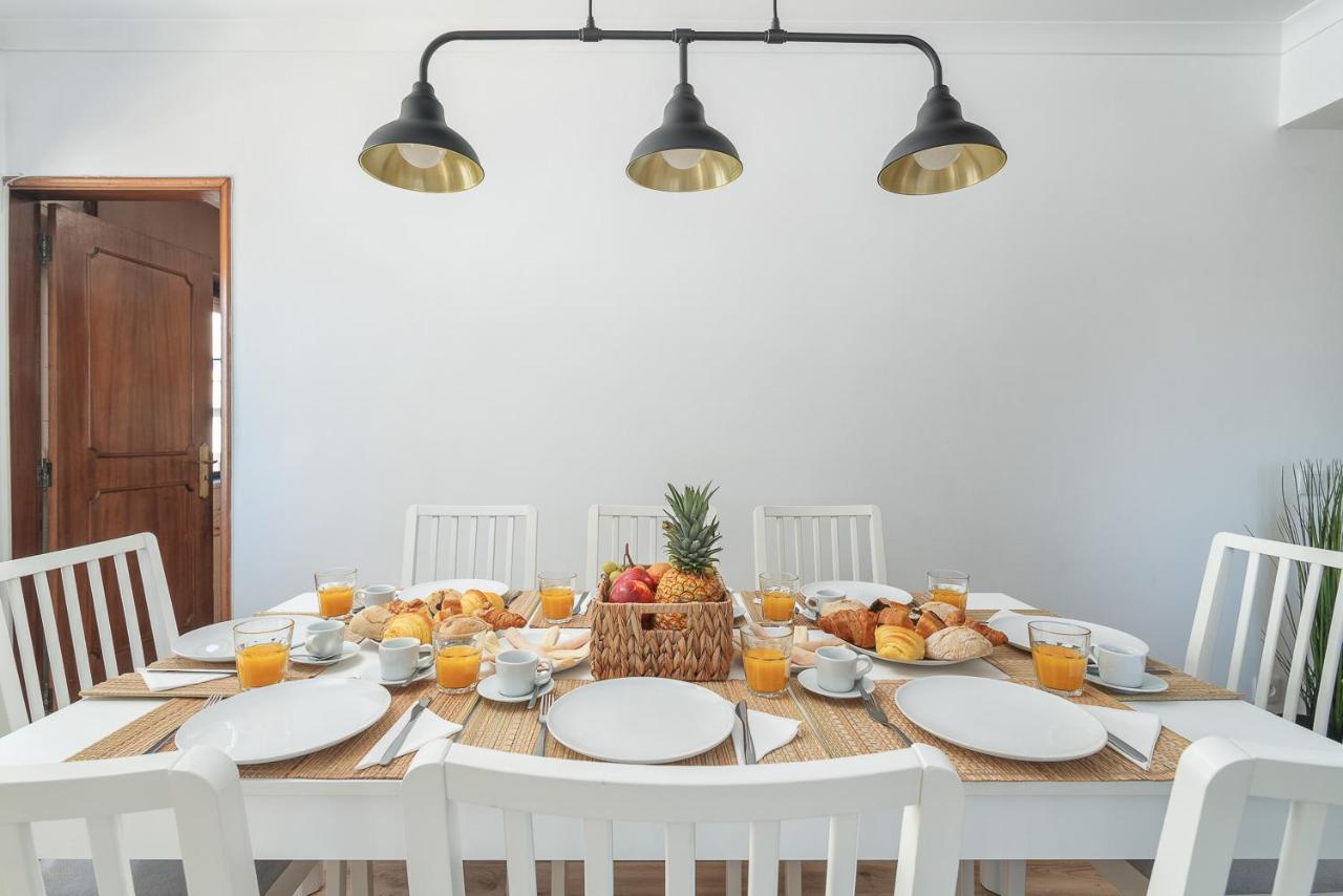 Hostwise - Spacious & Sunny Flat - Лоуле Екстериор снимка